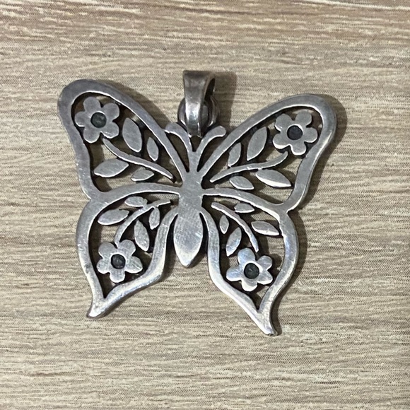 James Avery Jewelry - Retired James Avery Floral Butterfly Pendant